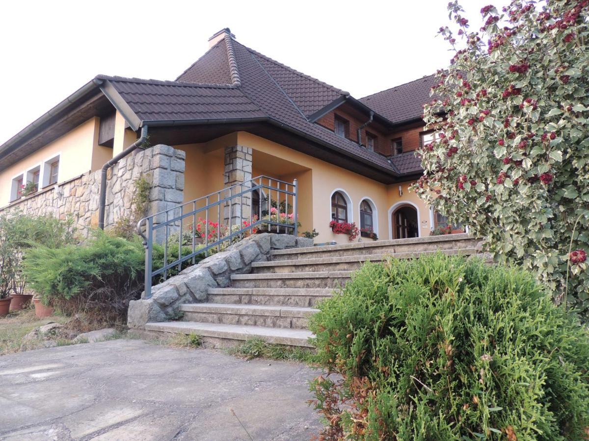 Apartman U Vagnera Dvůr Králové nad Labem Eksteriør bilde